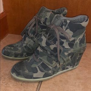 Ash Camo Sneakers